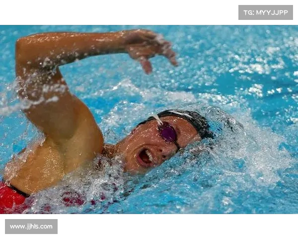 匈牙利举办世界短池游泳锦标赛 选手竞技激烈引发全球关注 匈牙利举办世界短池游泳锦标赛 选手竞技激烈引发全球关注